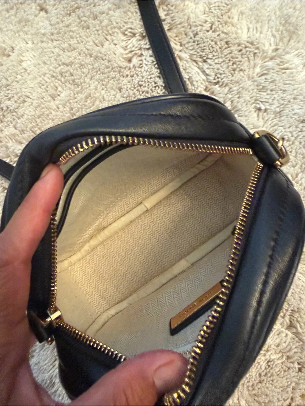 Tory Burch Kira Chevron camera bag